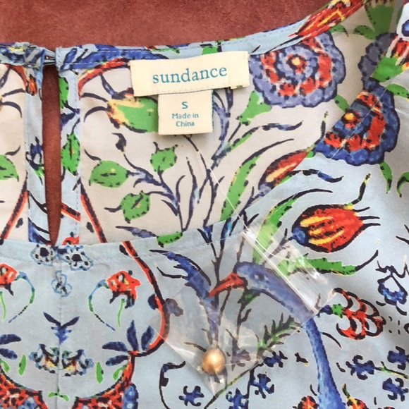 Beautiful Silk Sundance Top - Picture 9 of 11